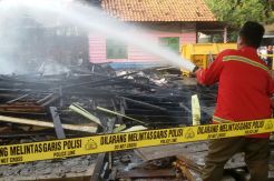 Bangunan di Ponpes Attauhidiyah Giren Ludes Terbakar