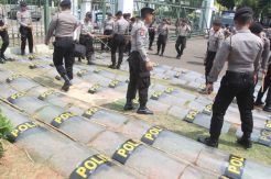 Demo Ahok, Ratusan Polisi Mulai Berjaga di Patung Kuda