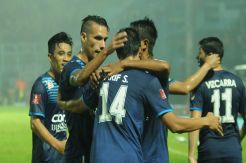 Bahaya, Skuat Arema Cronus Kian Menipis