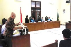 Mangasi Situmeang Kecewa Saksi Tergugat Tidak Hadir