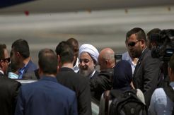 Sambangi Kuba, Rouhani...