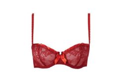 Lingerie Mampu Bangkitkan...