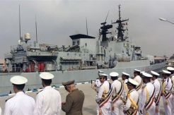 Bawa Pesan Persahabatan, Kapal Perang Italia Bersandar di Iran