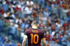 Taklukkan Joe Hart, Gol Totti Tak Mampu Hindari Roma dari Kekalahan