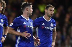 Conte Singkirkan Cahill dan Ivanovic dari Skuat Utama Chelsea