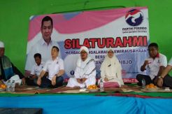 Pengasuh Ponpes Arrasyadiyyah Doakan HT Wudjudkan Bangsa Sejahtera