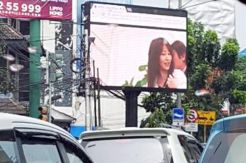 Video Porno di BillBoard...
