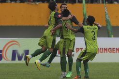 Diberondong Bhayangkara FC 4 Gol, Sriwijaya FC Remuk di Depan Publiknya