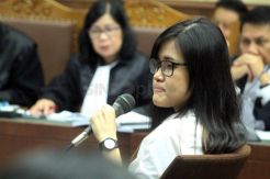 Jaksa Tetap Ngotot Mirna Tewas Akibat Diracun