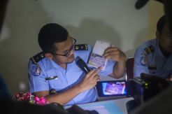 Berdagang Aksesori, Warga Negara China Ditangkap Petugas Imigrasi