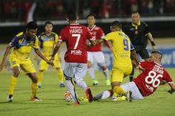 Ditekan Persiba, Bali United Alami Derita Ganda