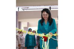 Istri Wagub DKI Sambangi Majelis Taklim di Makasar
