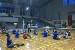 Emas Jadi Target Tim Voli Duduk Jabar di Peparnas XV