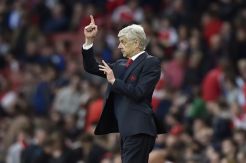 Kalahkan Swansea City, Arsene Wenger Malah Kecewa