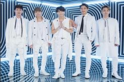 November, SHINEE Minta Fans Indonesia Padati Kemayoran
