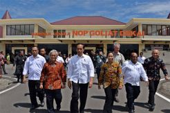 Jokowi Resmikan Bandara...