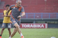 Senang Kritik Wasit, Pelatih PBFC Dilarang Dampingi Tim