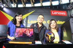 Lenovo Kenalkan Produk...