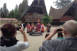 Eropa Timur dan Tengah Nyaris Gagal Napas di Danau Toba