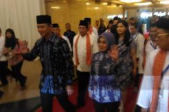 Penetapan Paslon Cagub DKI, Agus-Sylvi Datang Lebih Awal