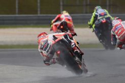 Marquez Sesalkan Gagal Bersaing dengan Rossi di Sepang