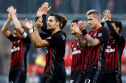 Hasil dan Klasemen Liga Italia: Milan Ancam Roma, Inter Keluar 10 Besar