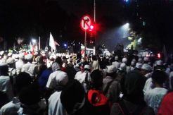 Anti-Ahok Demo Finally Chaos
