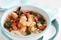 Bikin Sup Bihun Udang Thailand yang Hangat Ini, Yuk!