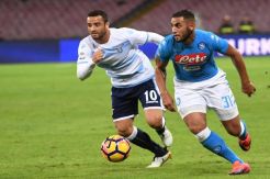 Sama Kuat, Napoli-Lazio Batal Masuk Tiga Besar