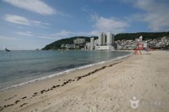 Songdo, Pantai yang...