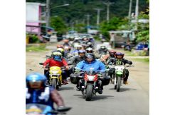 Naik Motor, Gubernur Bengkulu Kecelakaan di Tikungan