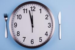 Makan Siang Lebih Lambat Bikin Susah Turunkan Berat Badan