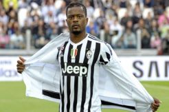 Lupakan MU dan Valencia, Evra Justru Memilih Klub Gurem Inggris
