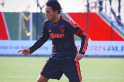Striker Ajax Tertarik dengan Arema, Tapi...