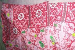 Meski Diprotes Batik Pangonal Labuhanbatu Tetap Disalurkan ke Murid SD