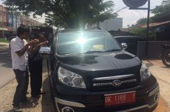 Mobil Terios Milik Ketua KPU Labuhan Batu Dibobol