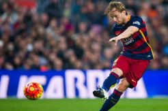 Jarang Dipakai Barcelona, Rakitic Malah Minta Kontrak Baru