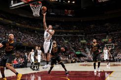 Kawhi Leonard Bantu Spurs Benamkan Cavaliers