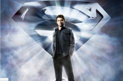 Superman Perlihatkan Kostum Baru