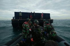 Dihantam Ombak, Kapal TB Galang Baru Tenggelam di Selat Philips