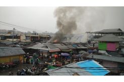 20 Kios Pasar Bersehati Manado Dilalap Si Jago Merah