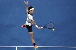 Bikin Wawrinka Frustrasi, Federer Melenggang ke Final