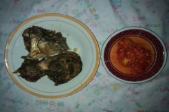 Papiong Ikan Mas, Santapan Lezat Khas Toraja yang Dimasak Bambu