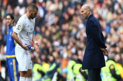 Jadi Sasaran Fans Real Madrid, Zinedine Zidane Bela Kompatriot