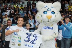 Warrington Ingin Sukses Bareng Leeds United