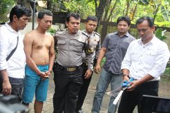 Disebut Tak Punya Otak,...