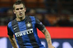 Eks Inter Milan Merapat ke Persib, Erick Weeks Terancam