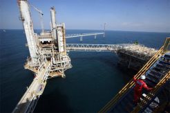 Bau Mafia Migas Dibalik Pergantian Direksi Pertamina