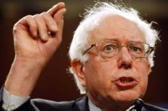 Kecam Hakim, Sanders Sebut Trump Tidak Mengerti Konstitusi