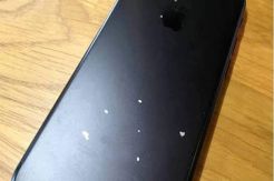 Pengguna Apple Keluhkan iPhone 7 Jet Black Mudah Terkelupas